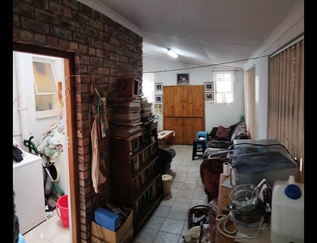 3 BEDROOM FREESTANDING FOR SALE IN VALLEISIG